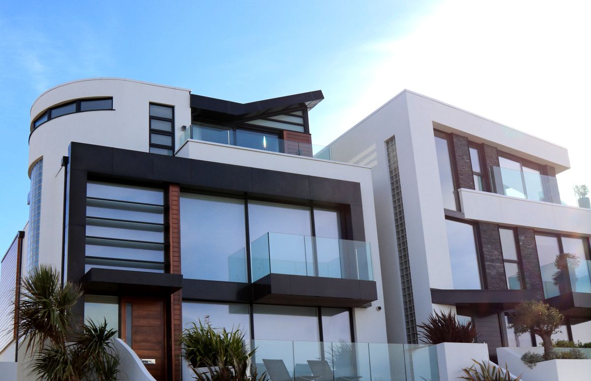 Contemporary commercial real estate buildings in an urban district